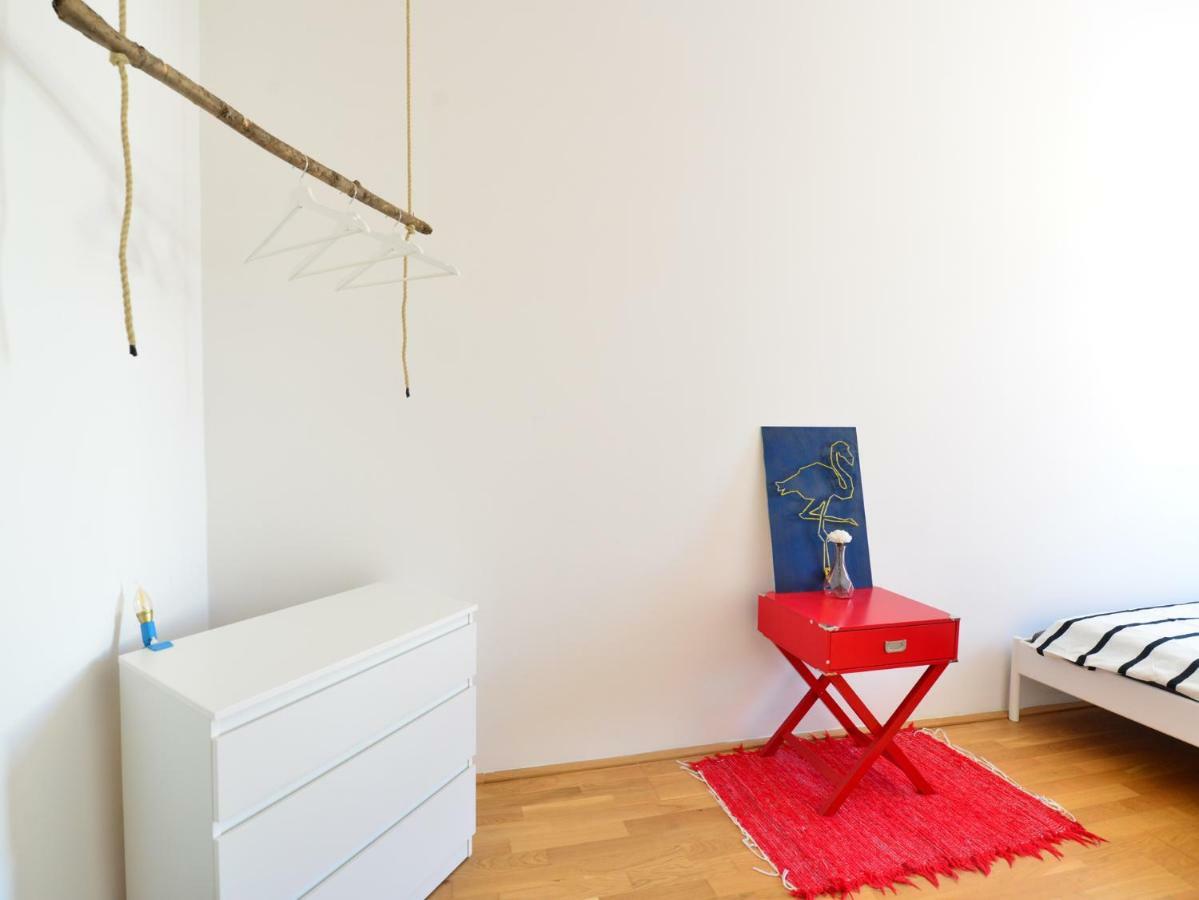 2 Bedrooms @ The U3 Subway Vienna Luaran gambar