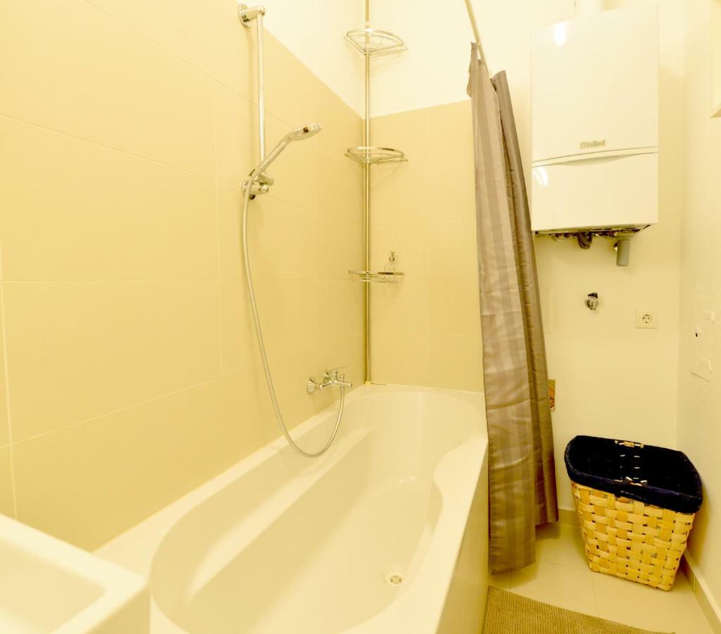 2 Bedrooms @ The U3 Subway Vienna Luaran gambar